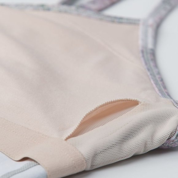 LIKE NEW Lululemon Power Y Tank Luon Sugar Crush Multi Size 4 - Picture 6 of 13